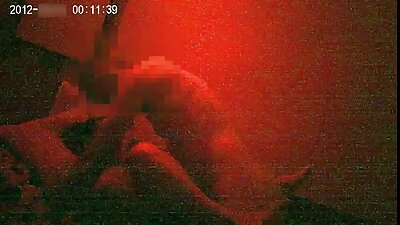 تضع امرأة سمراء سكس مترجم تحميل فيلم مفلس ساقيها على الديك الثابت لسحبها.