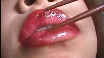 الساخنة العاهرة الصغيرة تمتص سكس اجنبي مترجم تنزيل والجحيم مع أخيها عندما تكون وحدها