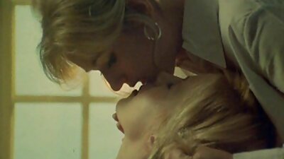 اثنين تحميل فيلم سكس مترجم صغير الإباحية الفراخ الحصول على مارس الجنس من قبل رجل وسيم